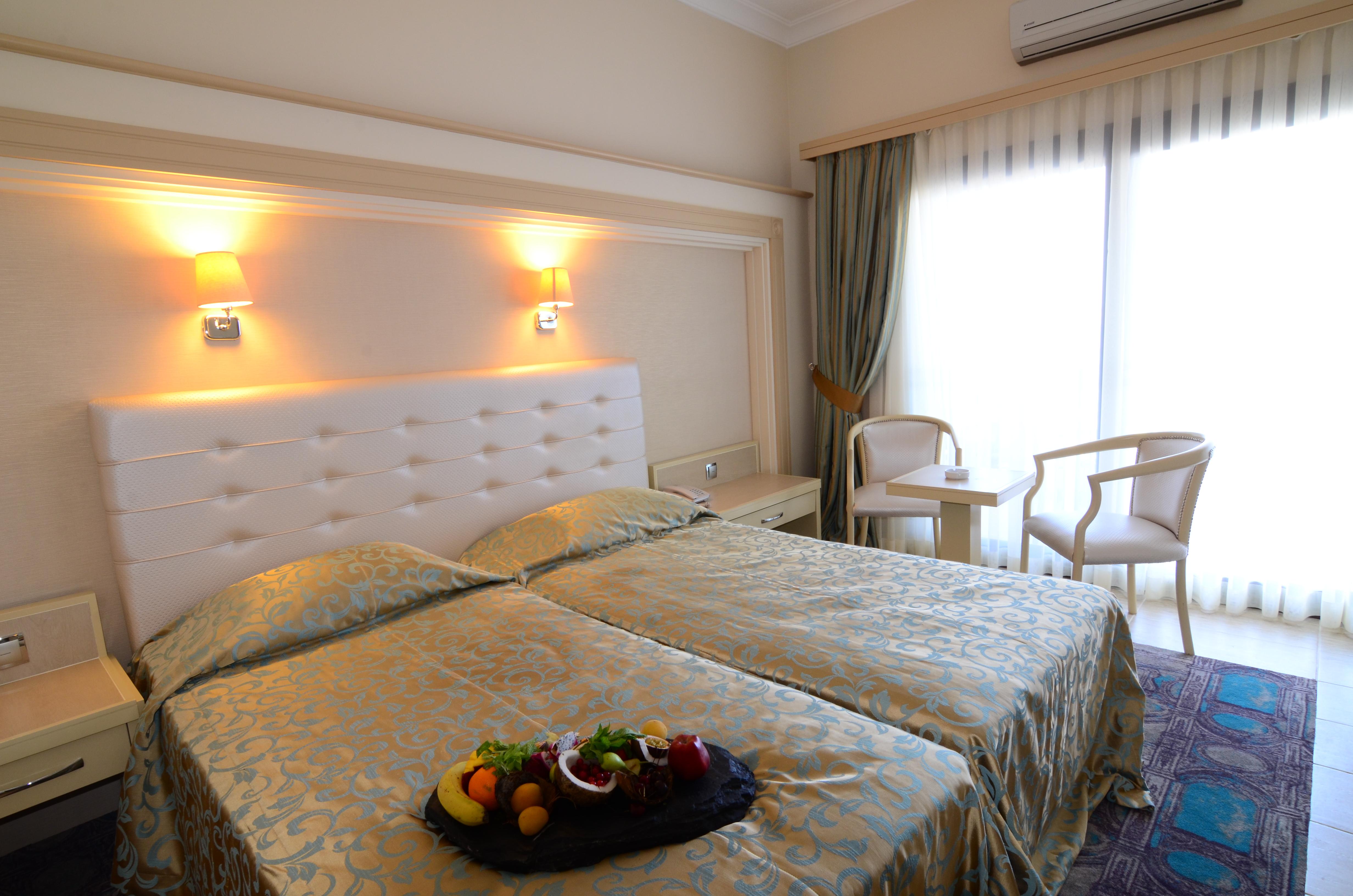 Azka Hotel Bodrum Exteriör bild